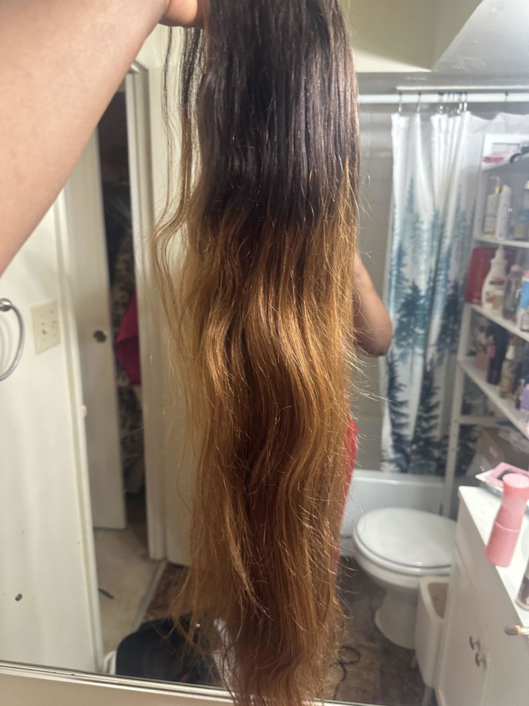 Close-up of undetectable lace front on a GeetaHair human hair wig